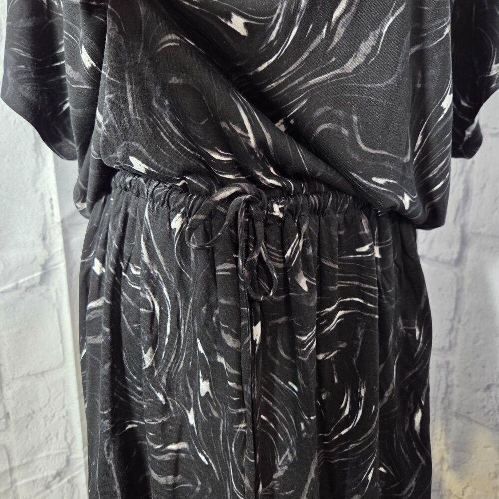 Simply Vera VeraWang NWT XL Black White Swirl V Neck Casual Summer T-Shirt Dress - Picture 3 of 12